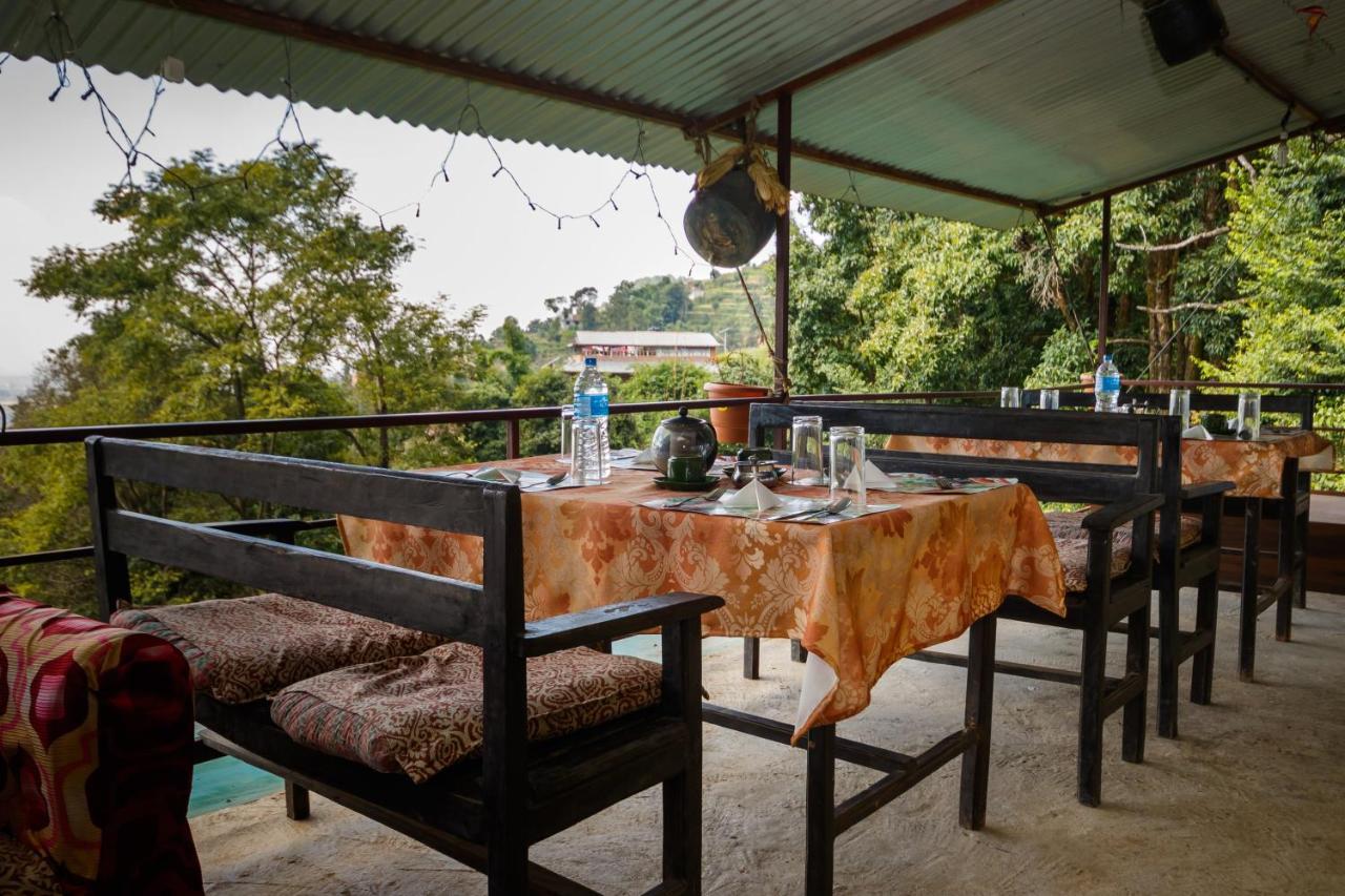 Jungle Crown Organic Homestay ナガルコット エクステリア 写真
